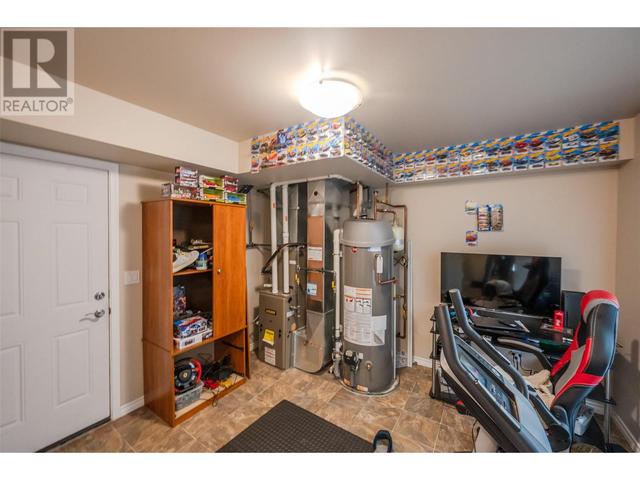 126 - 3363 Wilson St, House attached with 3 bedrooms, 2 bathrooms and 2 parking in Penticton BC | Image 26