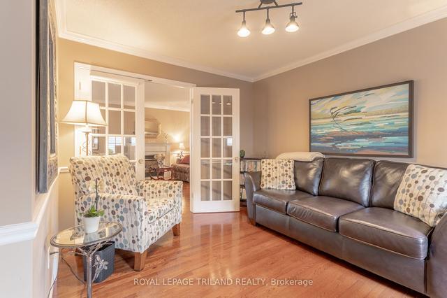 11 - 59 Pennybrook Cres, Condo with 2 bedrooms, 2 bathrooms and 4 parking in London ON | Image 8