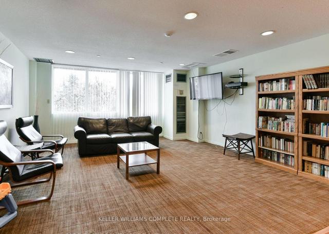 209 - 145 Hillcrest Ave, Condo with 2 bedrooms, 1 bathrooms and 1 parking in Mississauga ON | Image 10