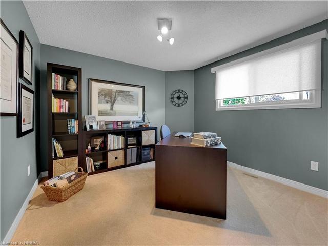 9 Black Locust Way, House detached with 4 bedrooms, 2 bathrooms and 4 parking in Brantford ON | Image 14