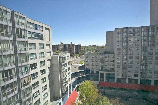 1004 - 1470 Midland Ave, Condo with 2 bedrooms, 2 bathrooms and 1 parking in Toronto ON | Image 14