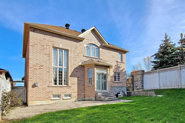 38 Glaceport Cres, House detached with 3 bedrooms, 4 bathrooms and 6 parking in Markham ON | Image 33