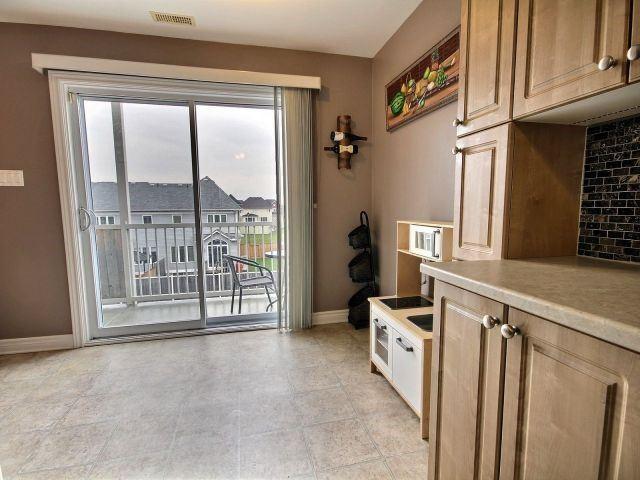 814 Lakeridge Dr, Townhouse with 2 bedrooms, 3 bathrooms and 2 parking in Ottawa ON | Image 10