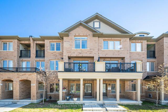 107 Frederick Wilson Ave, Townhouse with 3 bedrooms, 3 bathrooms and 2 parking in Markham ON | Image 1