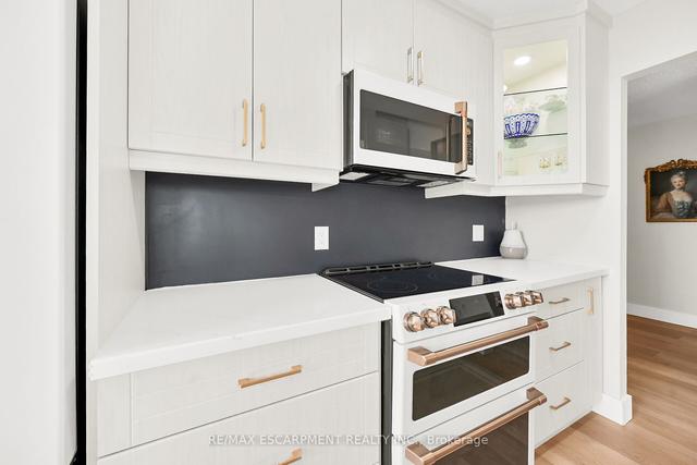 1903 - 75 Queen St N, Condo with 3 bedrooms, 2 bathrooms and 1 parking in Hamilton ON | Image 7