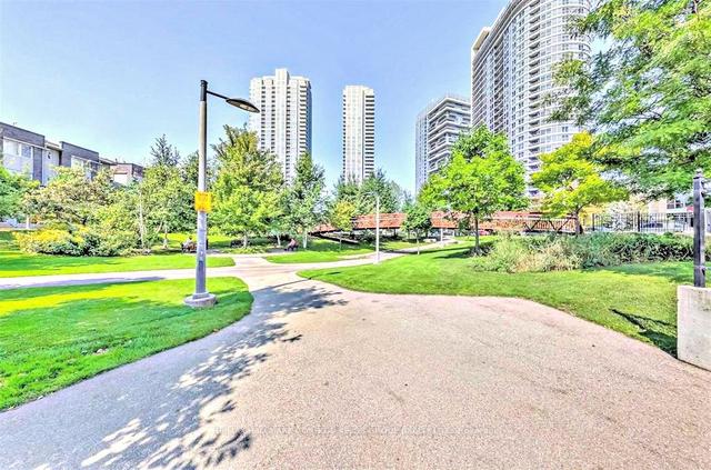 512 - 125 Village Green Sq, Condo with 1 bedrooms, 1 bathrooms and 1 parking in Toronto ON | Image 13