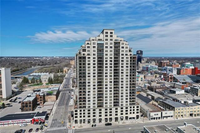 2004 - 330 Ridout St S, Condo with 2 bedrooms, 2 bathrooms and 1 parking in London ON | Image 12