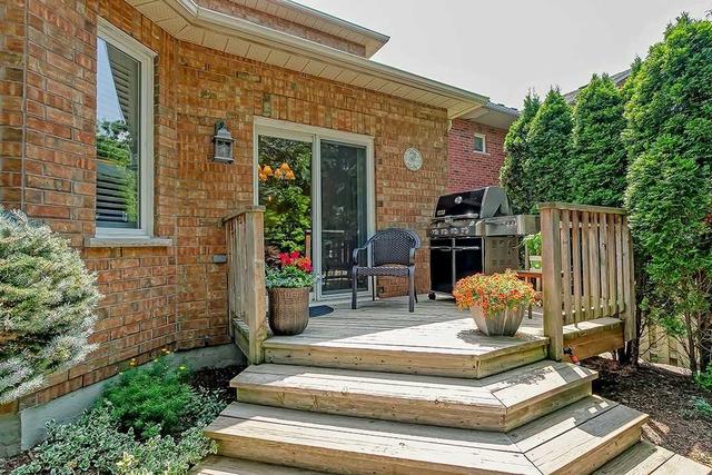 2379 Valley Forest Way, House detached with 4 bedrooms, 3 bathrooms and 6 parking in Oakville ON | Image 33