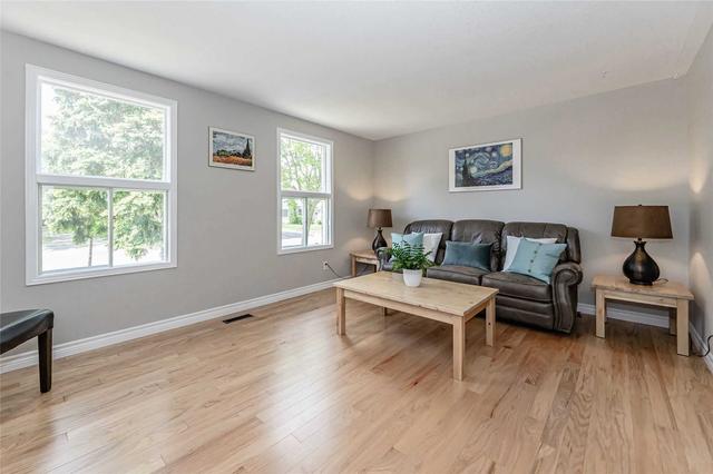 81 Timberlane Cres, House detached with 3 bedrooms, 2 bathrooms and 2 parking in Kitchener ON | Image 36