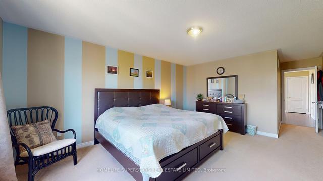 88 Lorenzo Cir, House attached with 4 bedrooms, 3 bathrooms and 3 parking in Brampton ON | Image 15