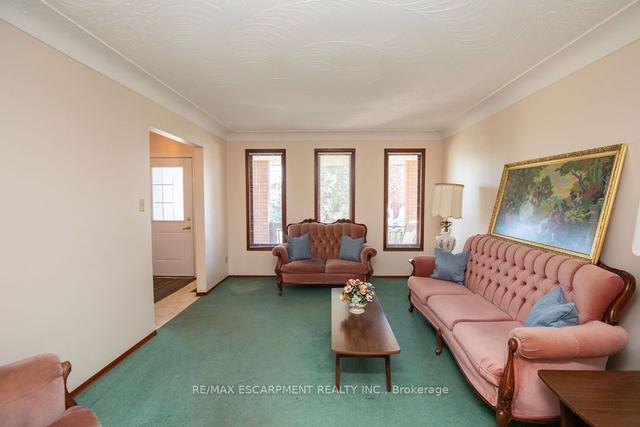 92 Taymall St, House detached with 3 bedrooms, 2 bathrooms and 5 parking in Hamilton ON | Image 37