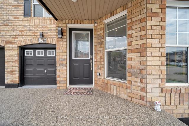 4086 Donnic Dr, House semidetached with 4 bedrooms, 3 bathrooms and 2 parking in Burlington ON | Image 34