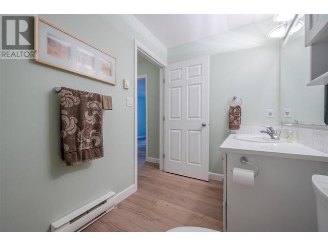 201 - 8412 Jubilee Rd, Condo with 2 bedrooms, 2 bathrooms and 1 parking in Summerland BC | Image 31