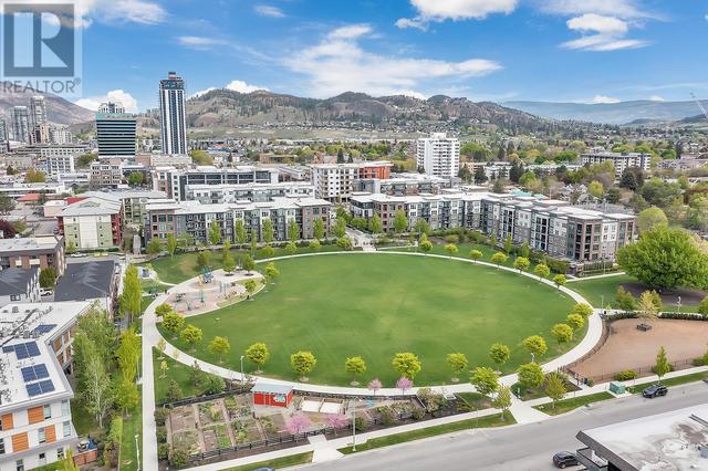 111 - 1775 Chapman Pl, Condo with 2 bedrooms, 1 bathrooms and 1 parking in Kelowna BC | Image 44