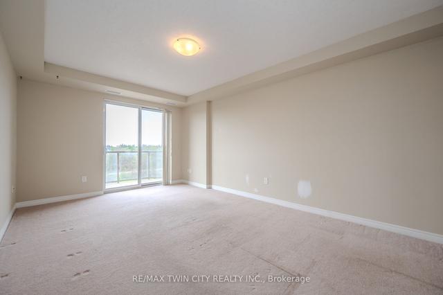 539 Belmont Ave W, Condo with 2 bedrooms, 2 bathrooms and 1 parking in Kitchener ON | Image 2