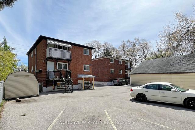 796 Midland Ave, House detached with 6 bedrooms, 3 bathrooms and 5 parking in Toronto ON | Image 31