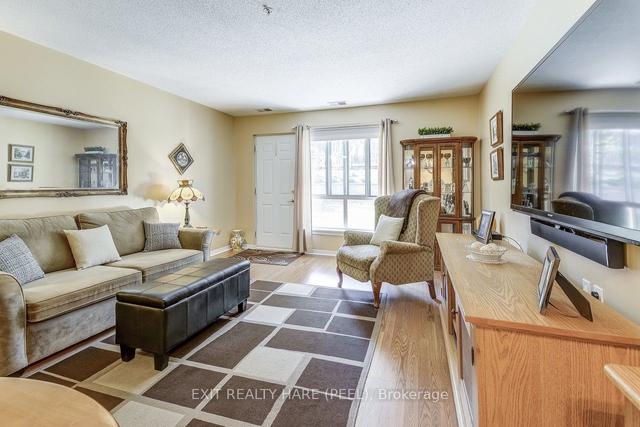 126 - 511 Gainsborough Rd, Condo with 2 bedrooms, 1 bathrooms and 1 parking in London ON | Image 8