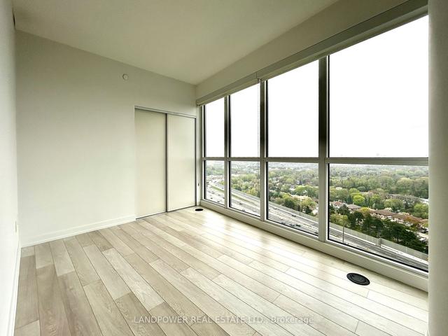 2303 - 117 Mcmahon Dr, Condo with 2 bedrooms, 2 bathrooms and 1 parking in Toronto ON | Image 12