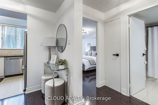 2209 - 3700 Kaneff Cres, Condo with 1 bedrooms, 1 bathrooms and 1 parking in Mississauga ON | Image 28