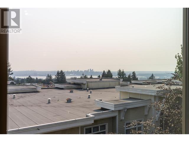 11 - 115 W Queens Rd, House attached with 2 bedrooms, 3 bathrooms and 1 parking in North Vancouver BC | Image 3