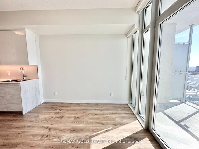 1510 - 60 Frederick St, Condo with 1 bedrooms, 2 bathrooms and 0 parking in Kitchener ON | Image 11