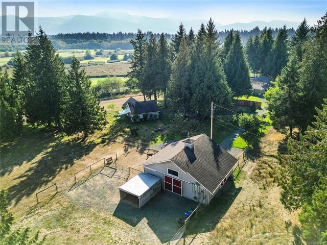 346/370 Nenzel Rd, House detached with 6 bedrooms, 5 bathrooms and 10 parking in Qualicum Beach BC | Image 29
