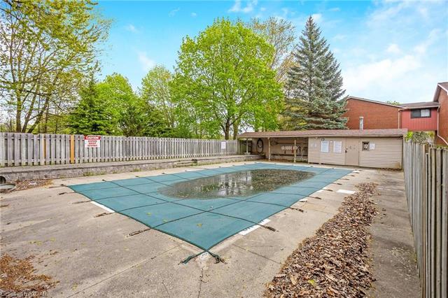 128 - 49 Rhonda Rd, House attached with 3 bedrooms, 1 bathrooms and 1 parking in Guelph ON | Image 18