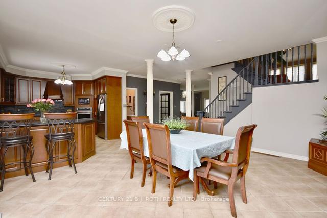 6 Joseph Cres, House detached with 3 bedrooms, 4 bathrooms and 8 parking in Barrie ON | Image 3