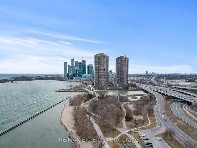 4203 - 1928 Lakeshore Blvd W, Condo with 2 bedrooms, 2 bathrooms and 1 parking in Toronto ON | Image 26