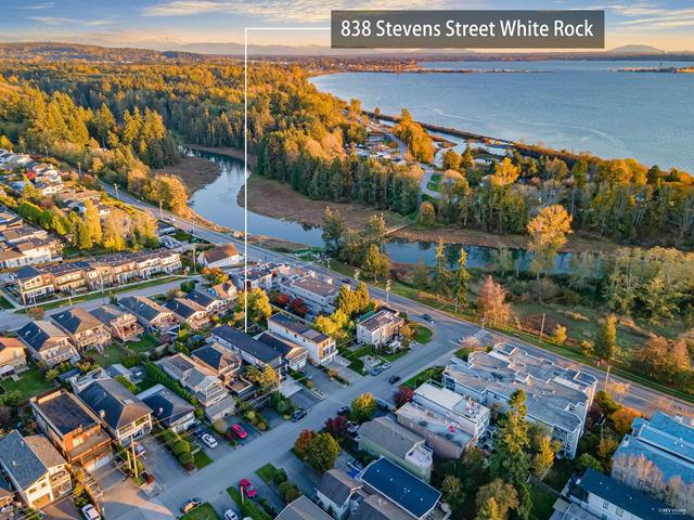 838 Stevens Street, House detached with 7 bedrooms, 7 bathrooms and 8 parking in White Rock BC | Image 38