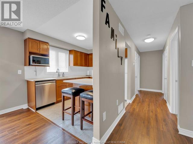1628 Heatherglen Drive Unit# Upper Lvl, House semidetached with 2 bedrooms, 1 bathrooms and null parking in Tecumseh ON | Image 7
