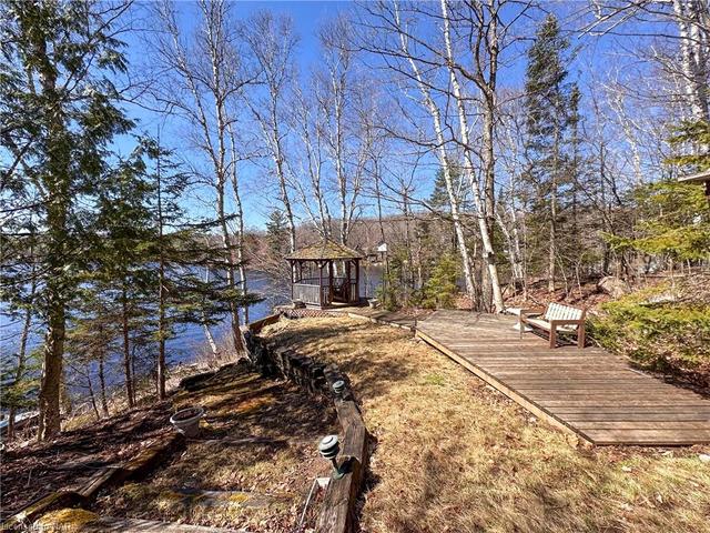 291 West Whalley Lake Rd, House detached with 2 bedrooms, 1 bathrooms and 6 parking in Magnetawan ON | Image 8