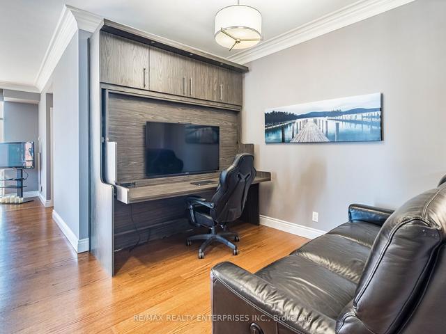 310 - 70 Port St E, Condo with 2 bedrooms, 2 bathrooms and 1 parking in Mississauga ON | Image 36