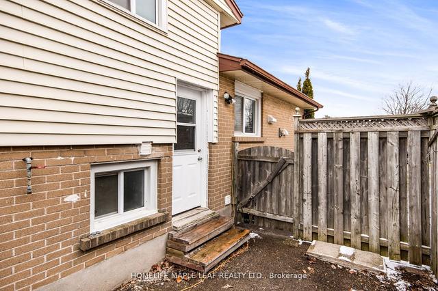 17 Villeneuve Cres, House detached with 3 bedrooms, 2 bathrooms and 3 parking in London ON | Image 24