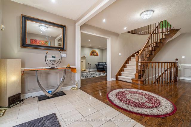 4 Perth St, House detached with 4 bedrooms, 4 bathrooms and 6 parking in Brampton ON | Image 39