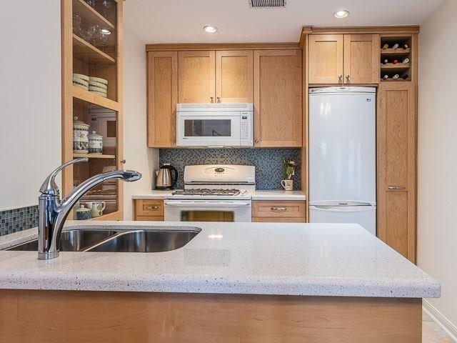 TH-14 - 11 Niagara St, Townhouse with 2 bedrooms, 1 bathrooms and 1 parking in Toronto ON | Image 6