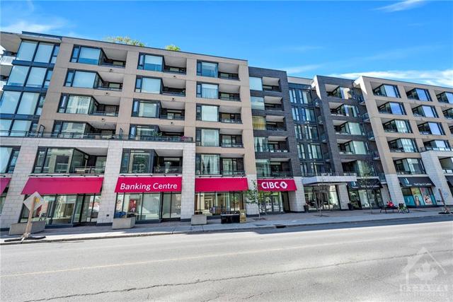 202 - 101 Richmond Rd, Condo with 1 bedrooms, 1 bathrooms and 1 parking in Ottawa ON | Image 1