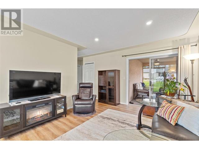 7 - 2595 Catherine Pl, House detached with 2 bedrooms, 2 bathrooms and 3 parking in Armstrong BC | Image 6