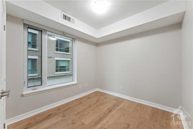 305 - 238 Besserer St, Condo with 2 bedrooms, 2 bathrooms and 1 parking in Ottawa ON | Image 21