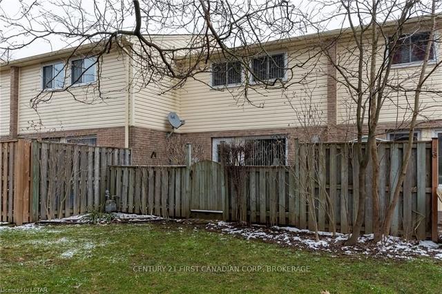 57 - 166 Southdale Rd W, House attached with 3 bedrooms, 2 bathrooms and 1 parking in London ON | Image 22