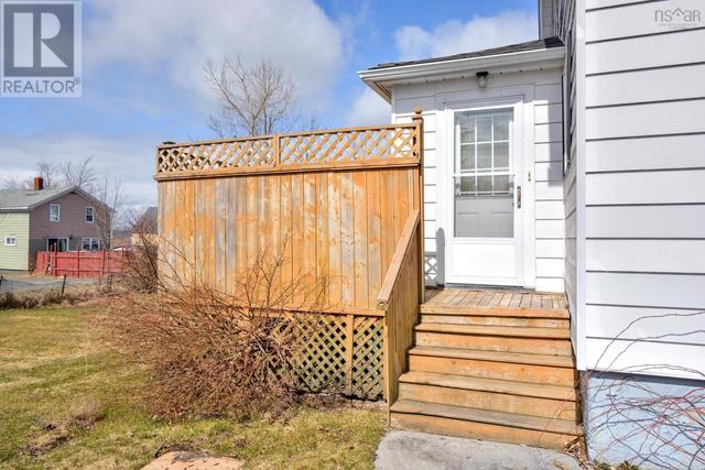 60 Ashby Rd, House detached with 3 bedrooms, 1 bathrooms and null parking in Cape Breton NS | Image 5