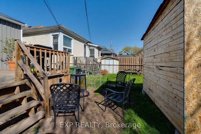 202 Roxborough Ave, House detached with 2 bedrooms, 2 bathrooms and 1 parking in Hamilton ON | Image 29