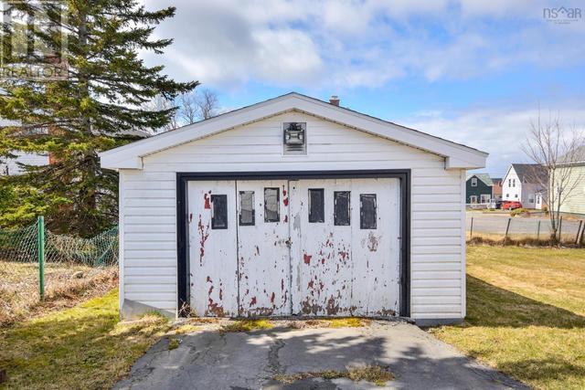 60 Ashby Rd, House detached with 3 bedrooms, 1 bathrooms and null parking in Cape Breton NS | Image 4