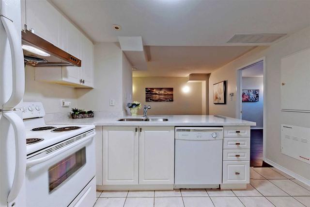 18 - 42 Pinery Tr, Townhouse with 2 bedrooms, 1 bathrooms and 1 parking in Toronto ON | Image 7