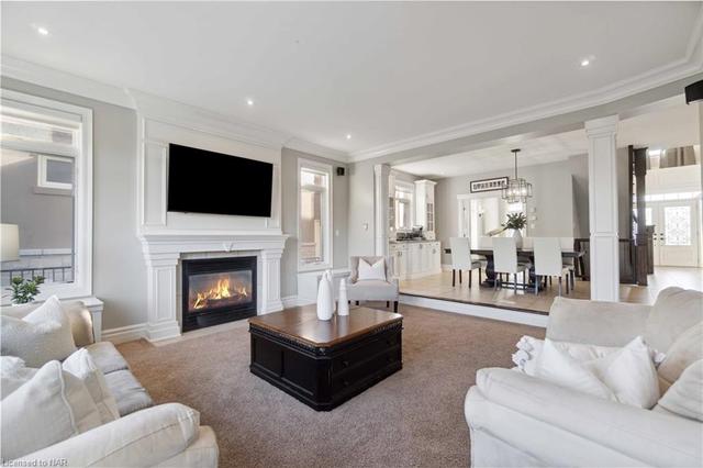 34 Sandalwood Cres, House detached with 4 bedrooms, 3 bathrooms and 7 parking in Niagara on the Lake ON | Image 26