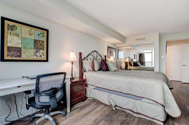 1105 - 700 Constellation Dr, Condo with 2 bedrooms, 2 bathrooms and 2 parking in Mississauga ON | Image 9