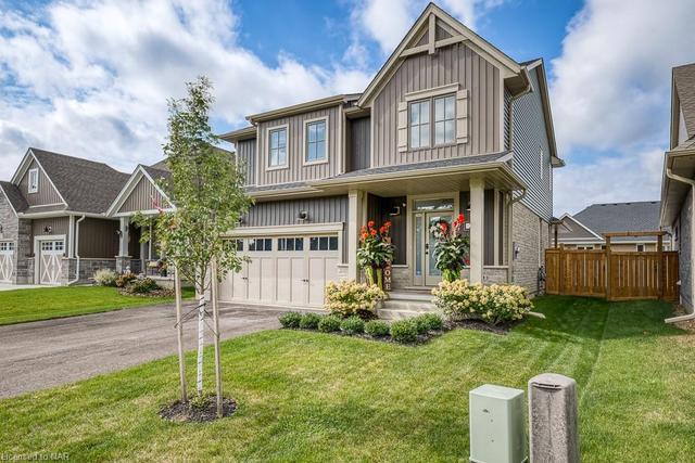 21 Lowrie Crescent, House detached with 5 bedrooms, 3 bathrooms and 4 parking in Tillsonburg ON | Image 1