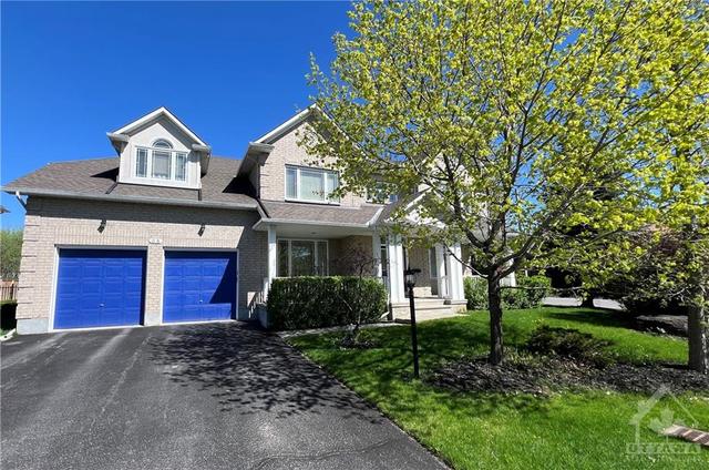 68 Tradewinds Dr, House detached with 4 bedrooms, 5 bathrooms and 4 parking in Ottawa ON | Image 2
