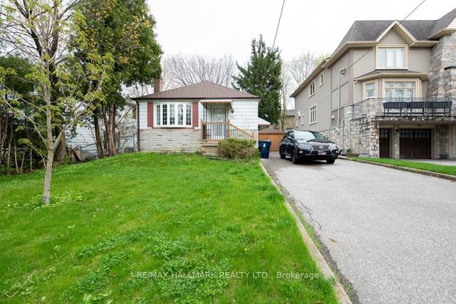107 Elmhurst Ave, House detached with 3 bedrooms, 2 bathrooms and 5 parking in Toronto ON | Image 1