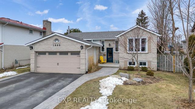 1088 Old Colony Rd, House detached with 3 bedrooms, 3 bathrooms and 6 parking in Kingston ON | Image 1